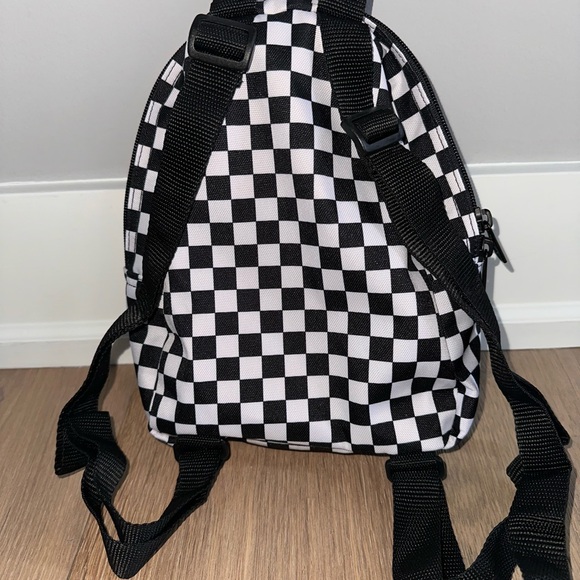 NWOT Vans Off The Wall Mini Backpack $50 New - Picture 7 of 11